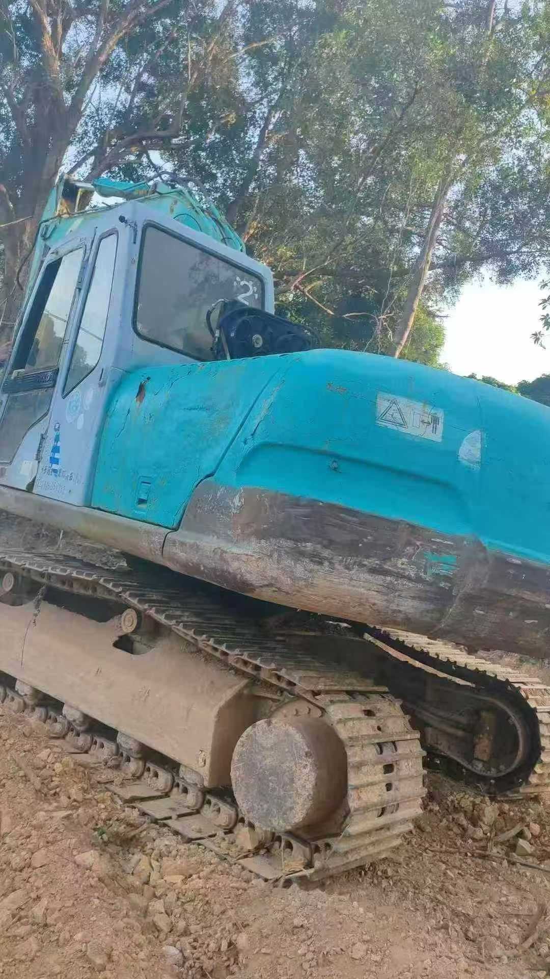 Buy Kobelco SK200-5.5 Used Excavator / 1