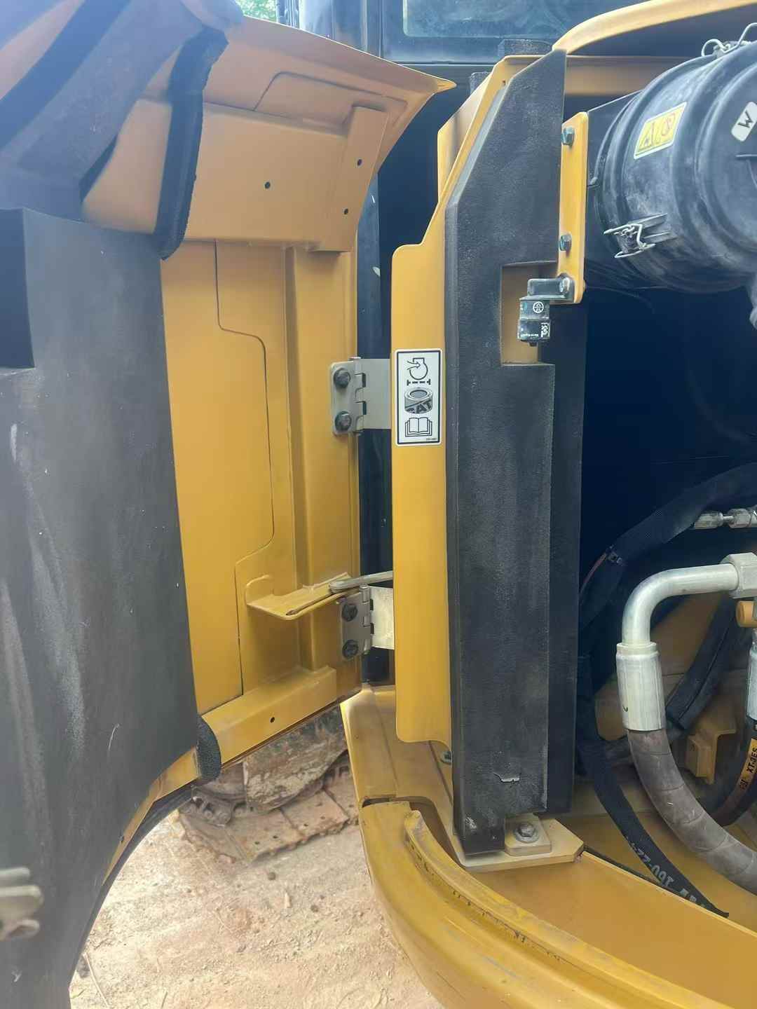 Buy Caterpillar 307V2 Used Excavator / 8 Used Caterpillar 307V2 Excavator 2016 Model / 8