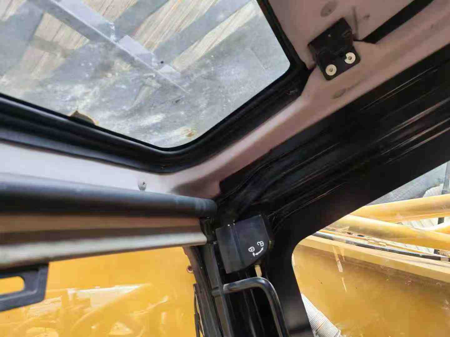 Buy Sany SY75 Used Excavator / 1