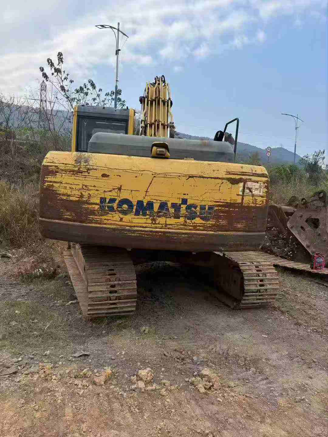 Buy Komatsu PC200-8N1 Used Excavator / 2 Used Komatsu PC200-8N1 Excavator 2016 Model / 2