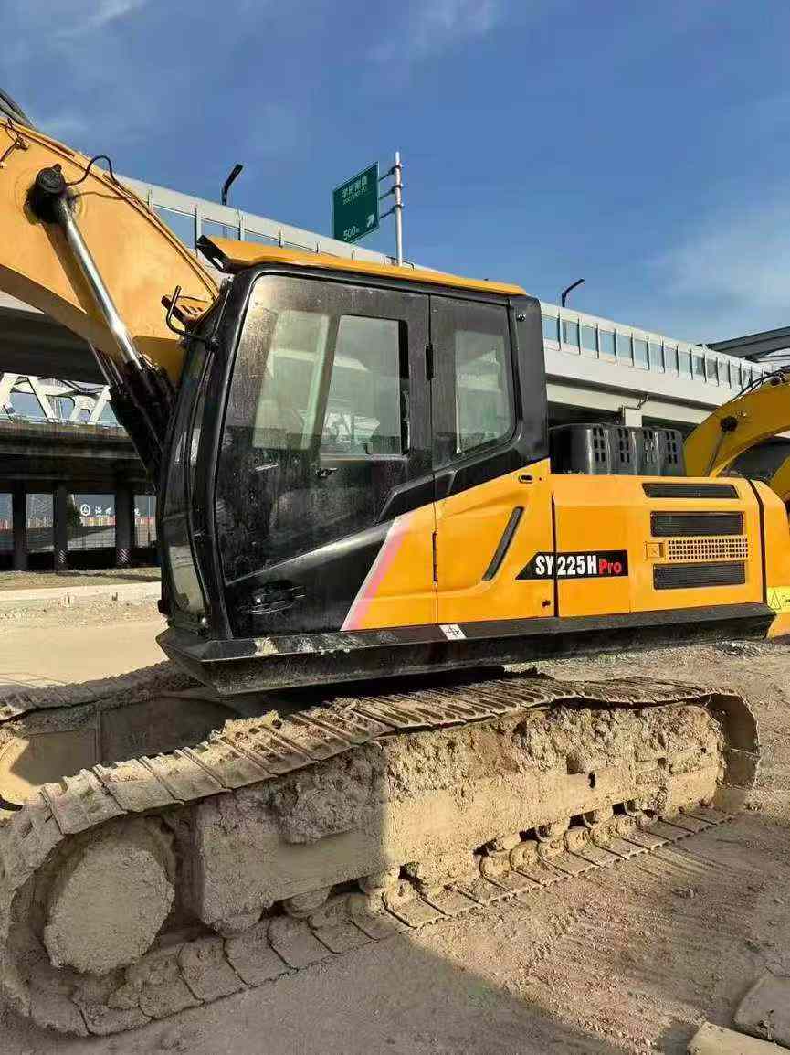 Buy Sany SY225H Pro Used Excavator / 1