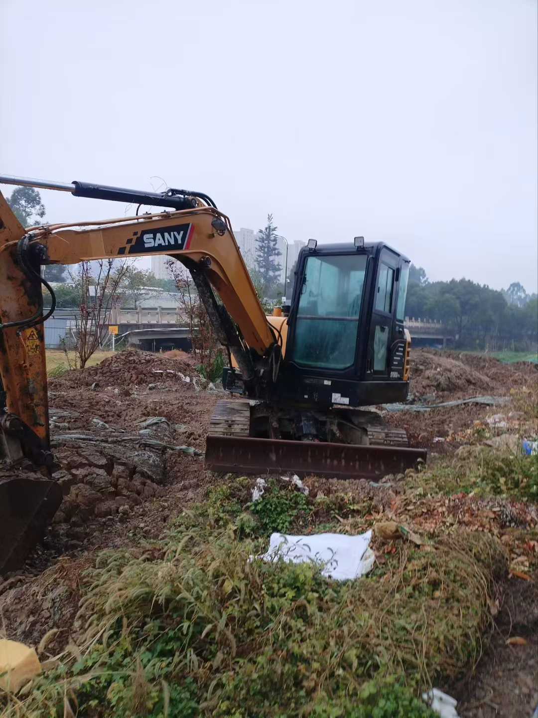 Buy Sany SY55 Used Excavator / 1