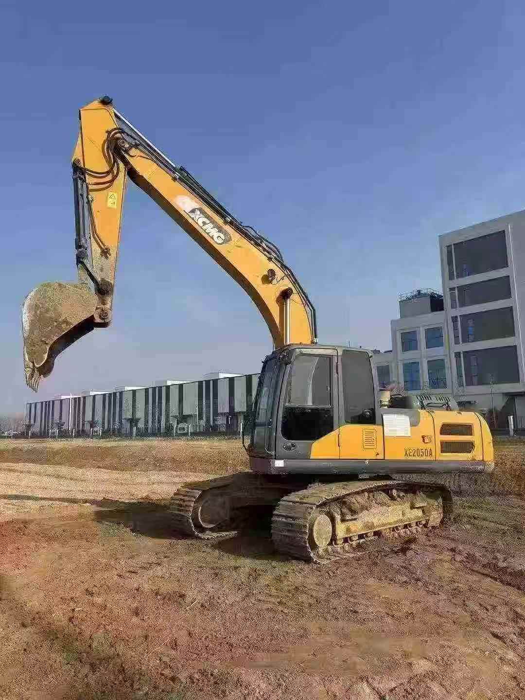 Buy XCMG XE205GH Used Excavator / 1