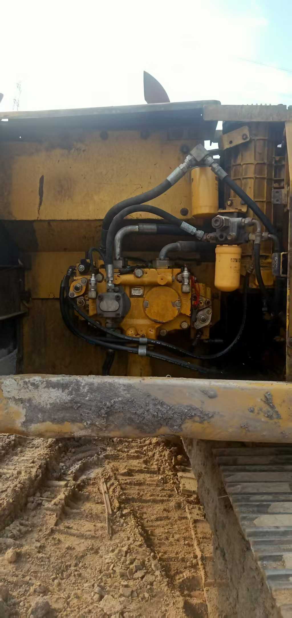 Buy Caterpillar 320C Used Excavator / 5 Used Caterpillar 320C Excavator 2016 Model / 5