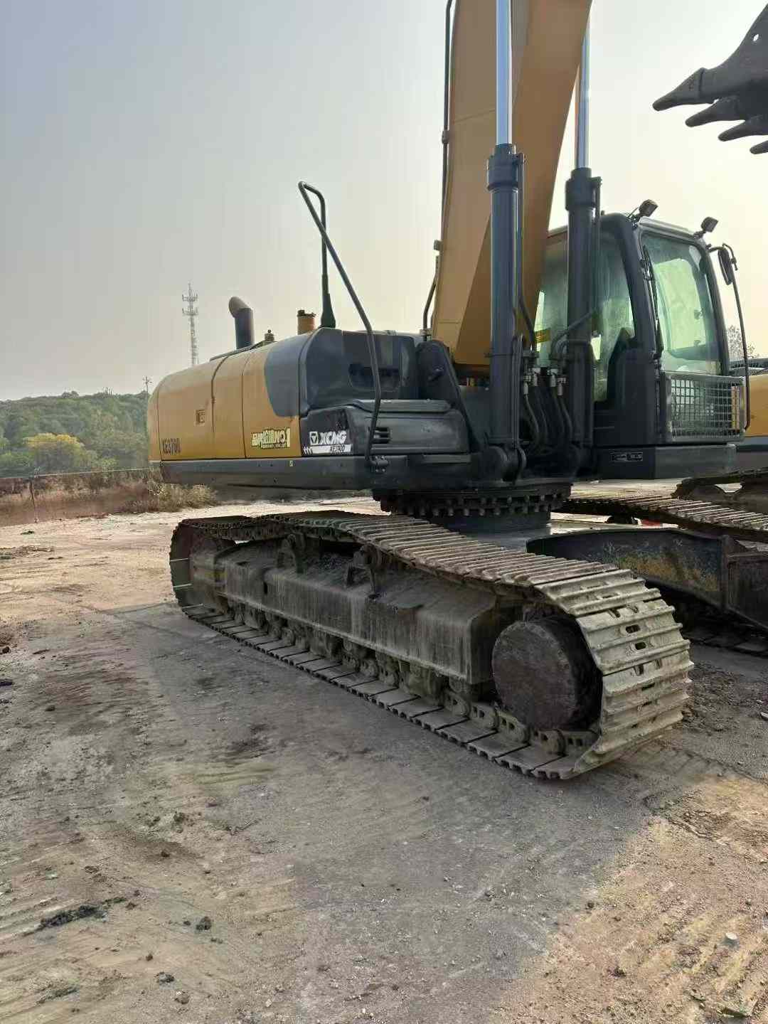 Buy XCMG XE370 Used Excavator / 4 Used XCMG XE370 Excavator 2022 Model / 4