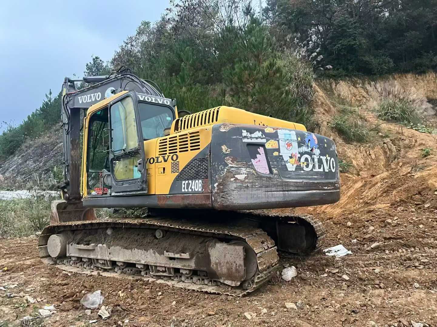 Buy Volvo EW210C Used Excavator / 9 Used Volvo EW210C Excavator 2016 Model / 9