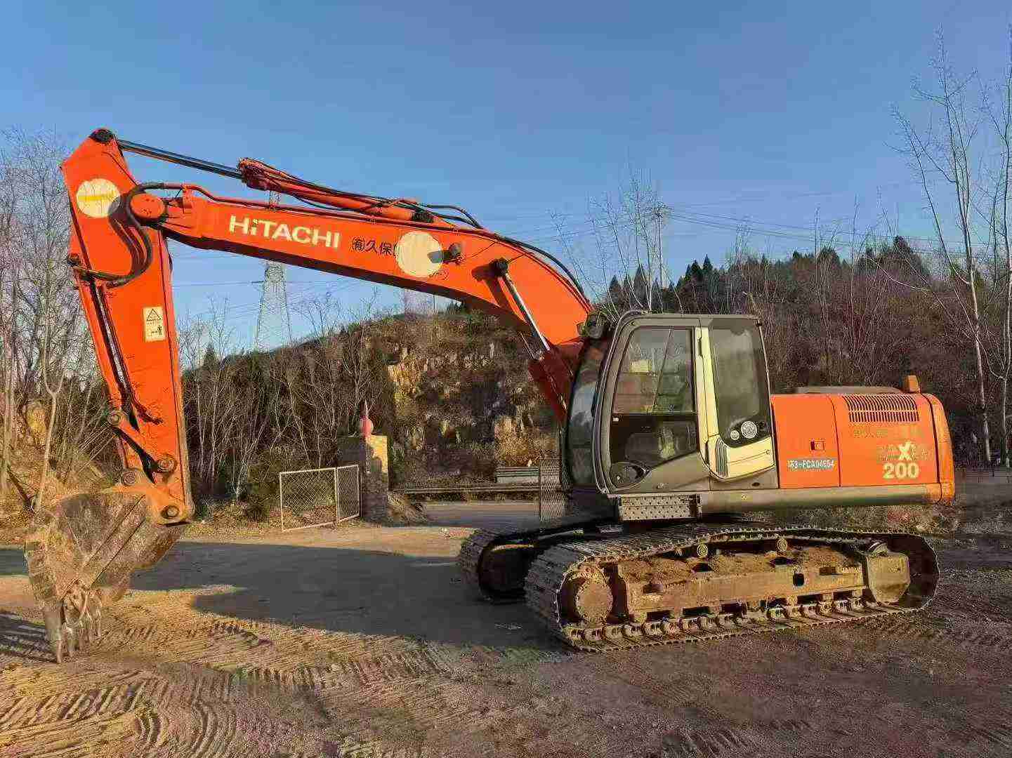 Buy Hitachi ZAXIS200 Used Excavator / 2 Used Hitachi ZAXIS200 Excavator 2016 Model / 2
