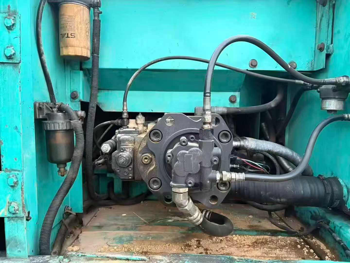 Buy Kobelco SK200-10 Used Excavator / 4 Used Kobelco SK200-10 Excavator 2016 Model / 4