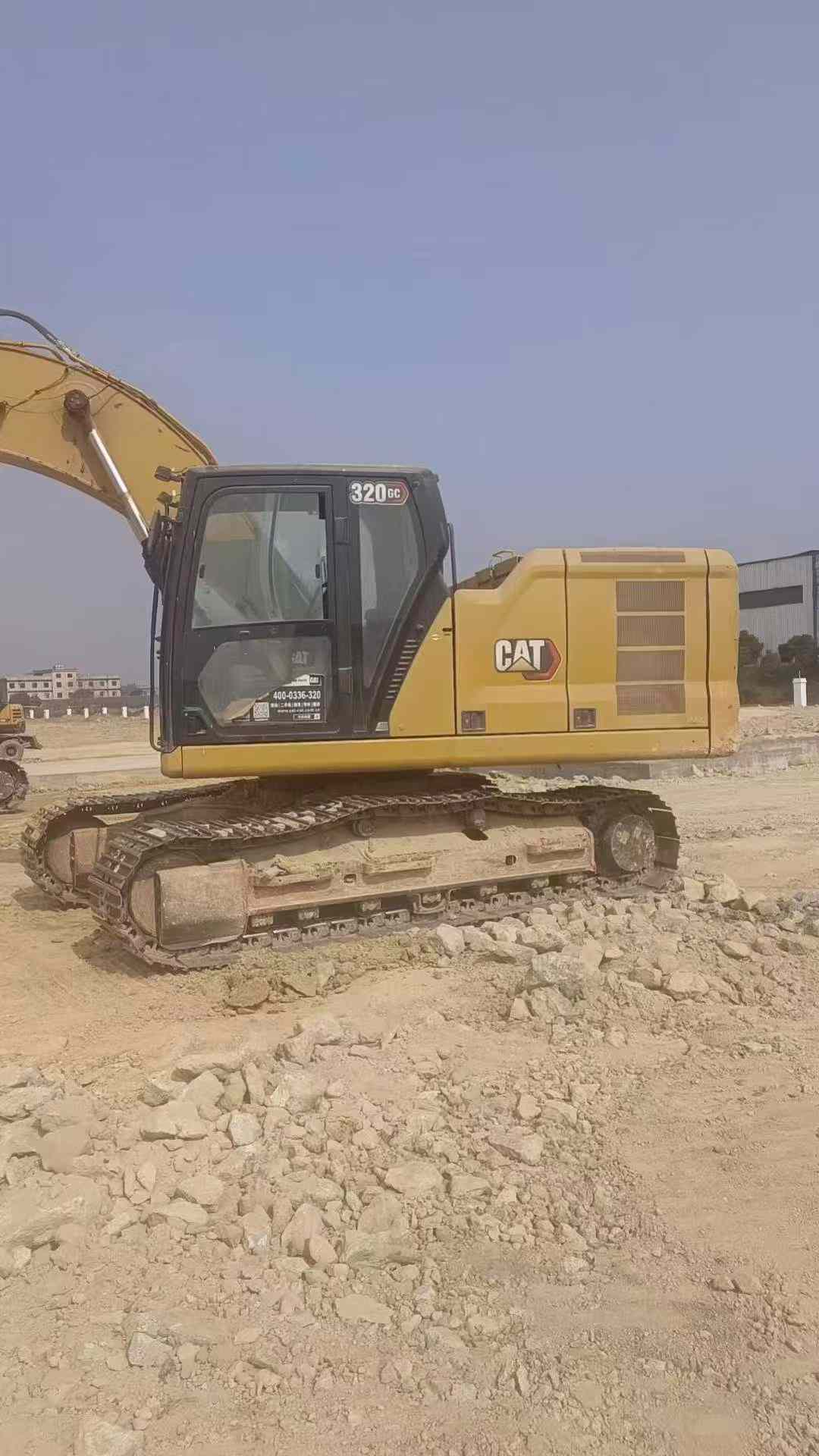 Buy Caterpillar 320GC Used Excavator / 1