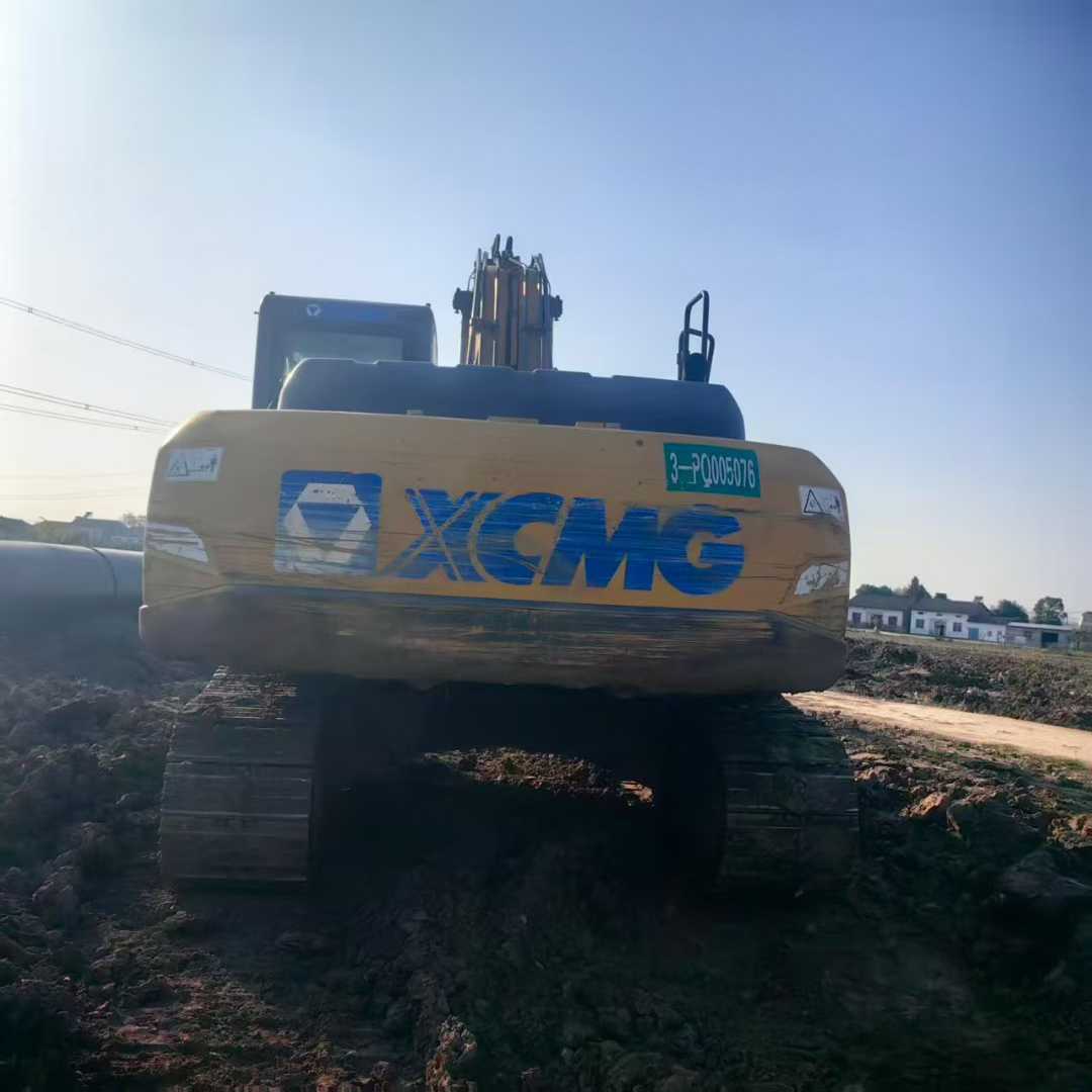 Buy XCMG XE215 Used Excavator / 7 Used XCMG XE215 Excavator 2018 Model / 7