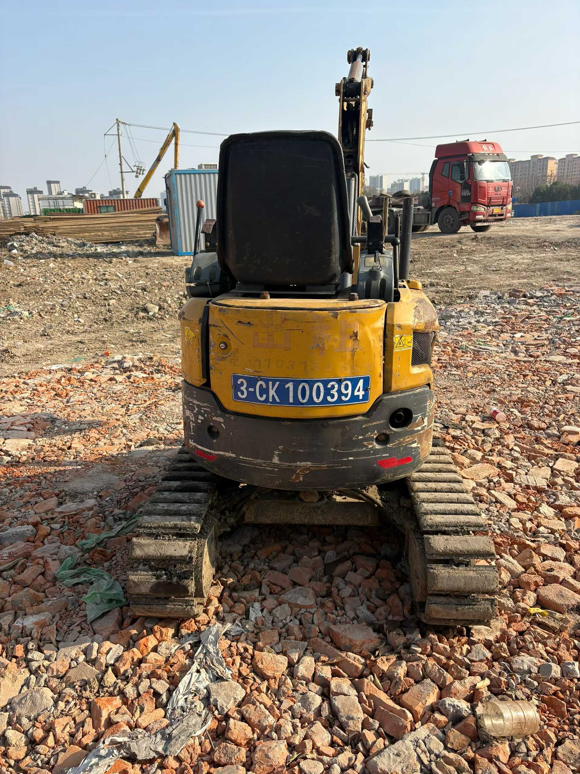 Buy XCMG XE15 Used Excavator / 1