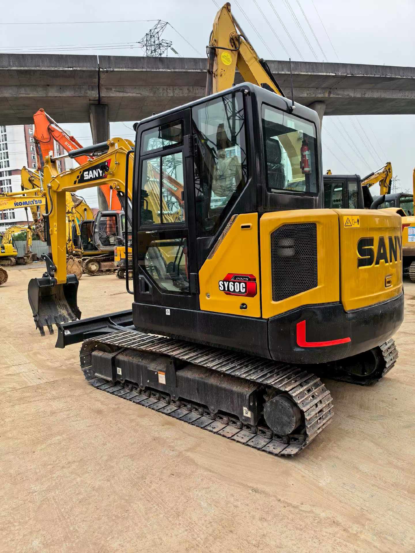 Buy Sany SY60 Used Excavator / 1