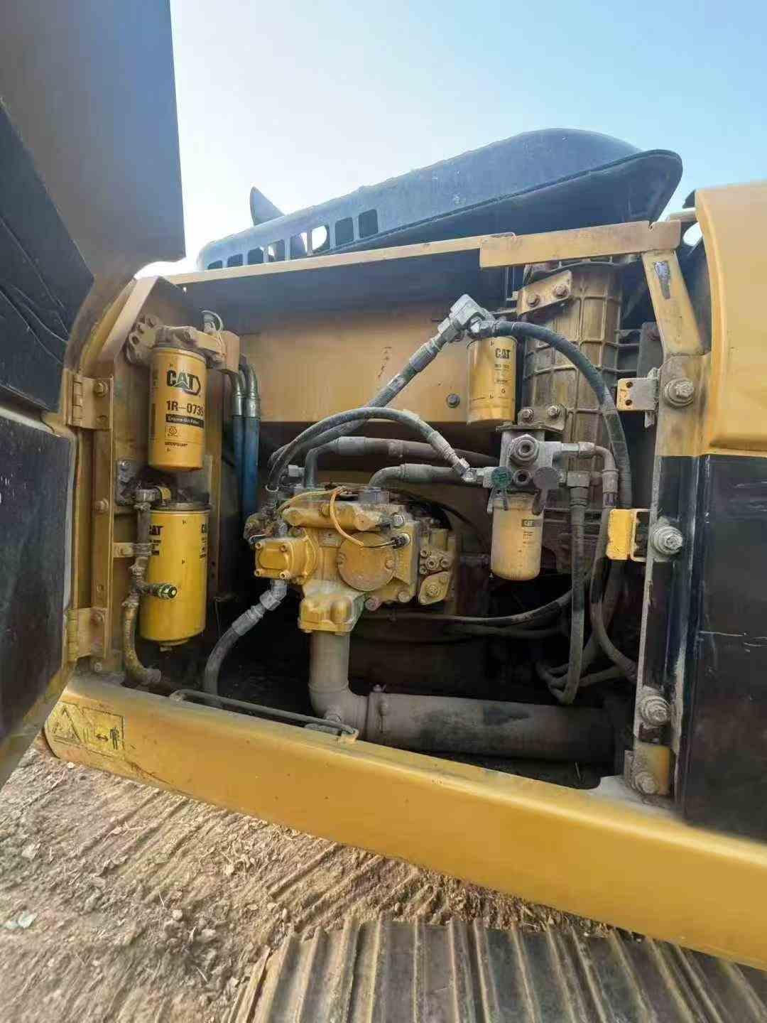 Buy Caterpillar CT20 Used Excavator / 6 Used Caterpillar CT20 Excavator 2013 Model / 6