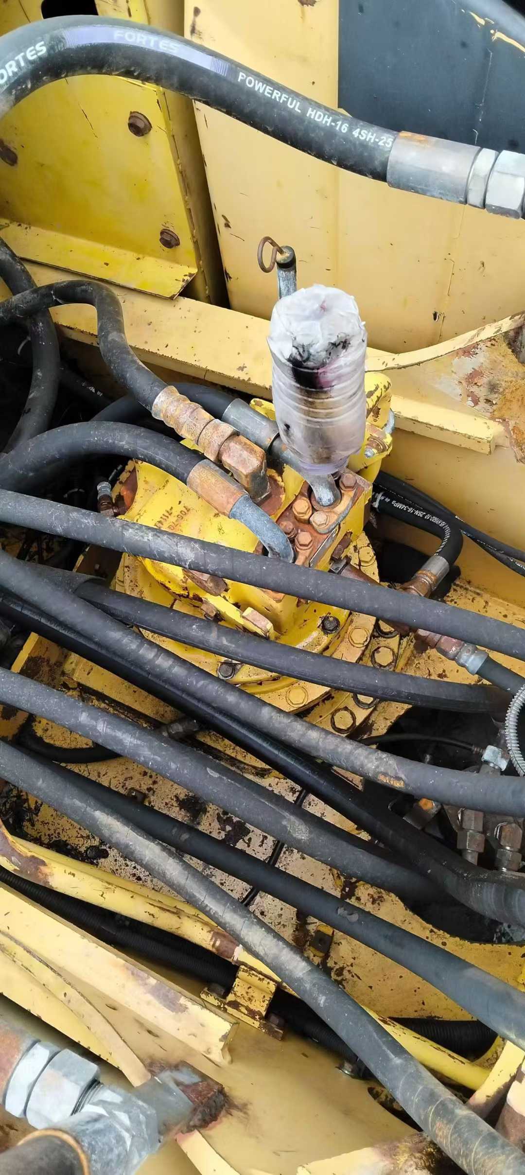 Used Komatsu PC200-8 Excavator 2016 Model / 4