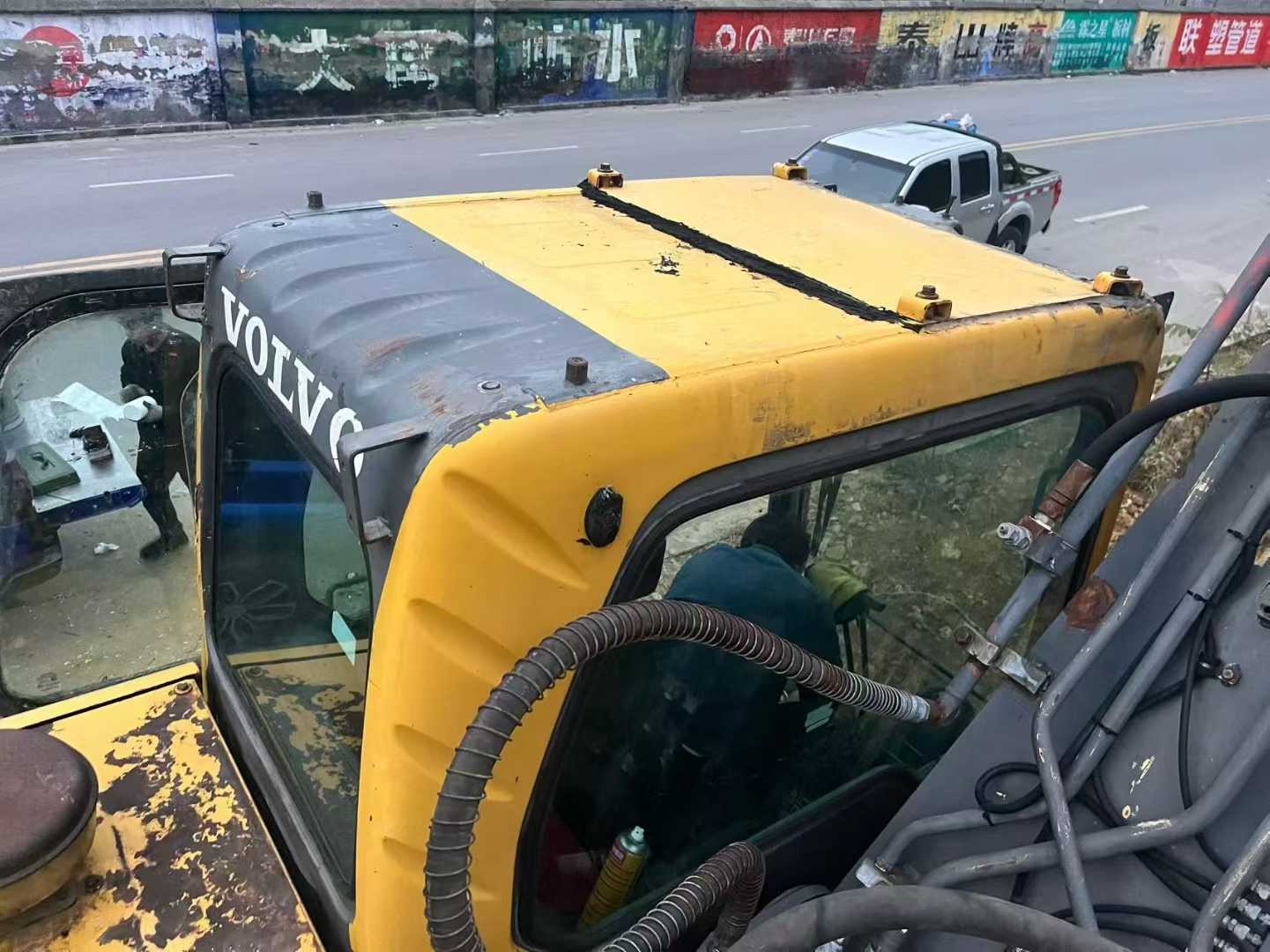 Buy Volvo EW210C Used Excavator / 4 Used Volvo EW210C Excavator 2016 Model / 4