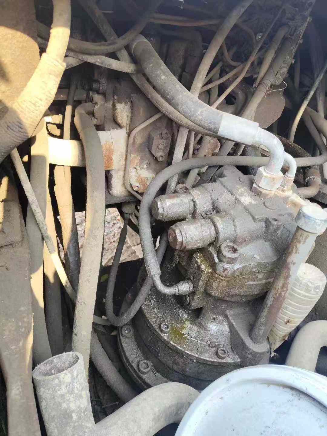 Buy Hitachi ZAXIS200 Used Excavator / 8 Used Hitachi ZAXIS200 Excavator 2016 Model / 8