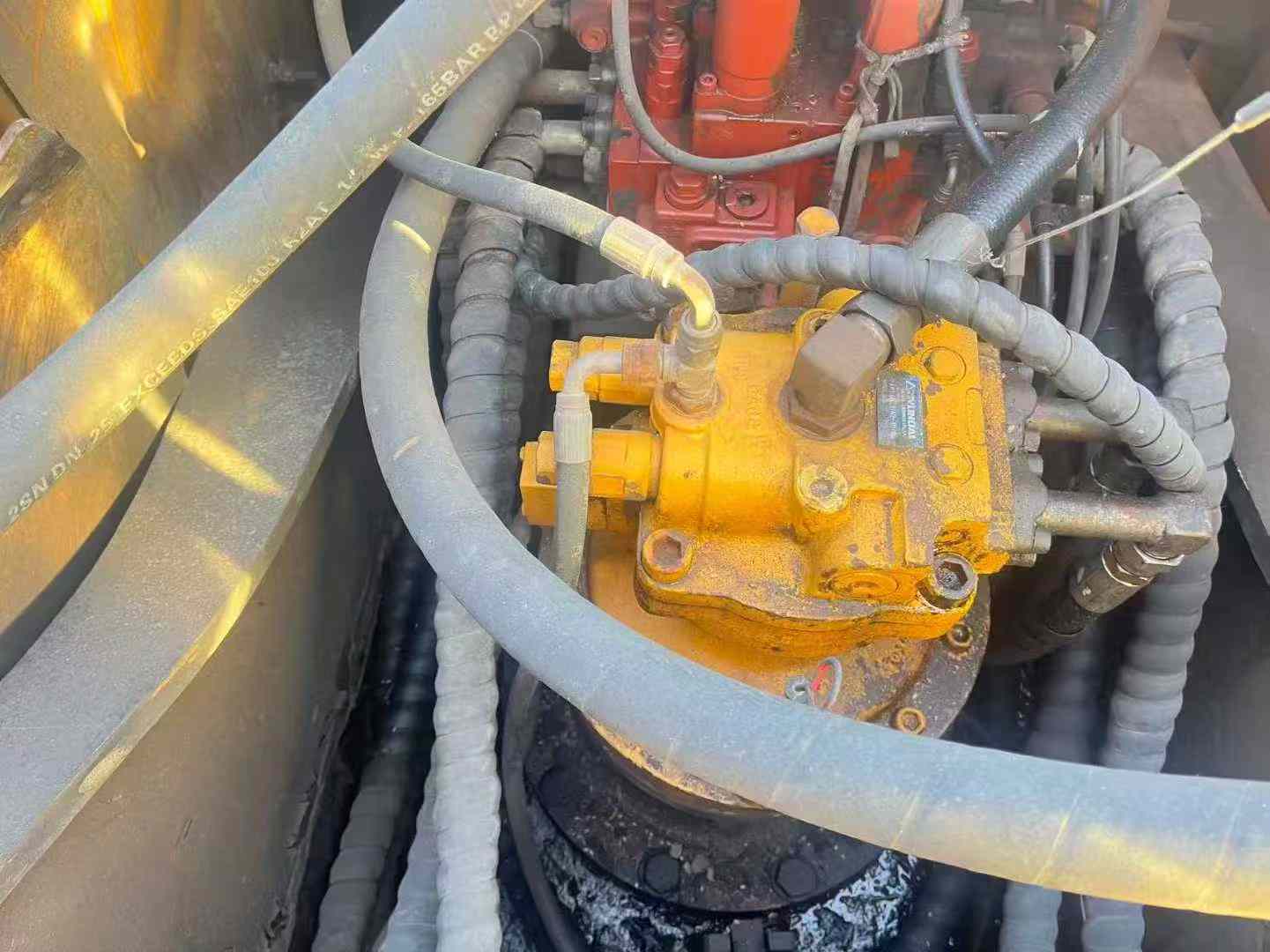 Used Hyundai XDL65 Excavator 2016 Model / 3