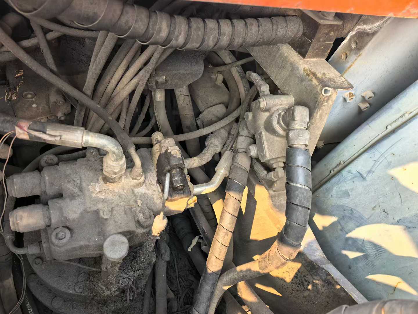 Buy Hitachi ZX210K Used Excavator / 6 Used Hitachi ZX210K Excavator 2016 Model / 6