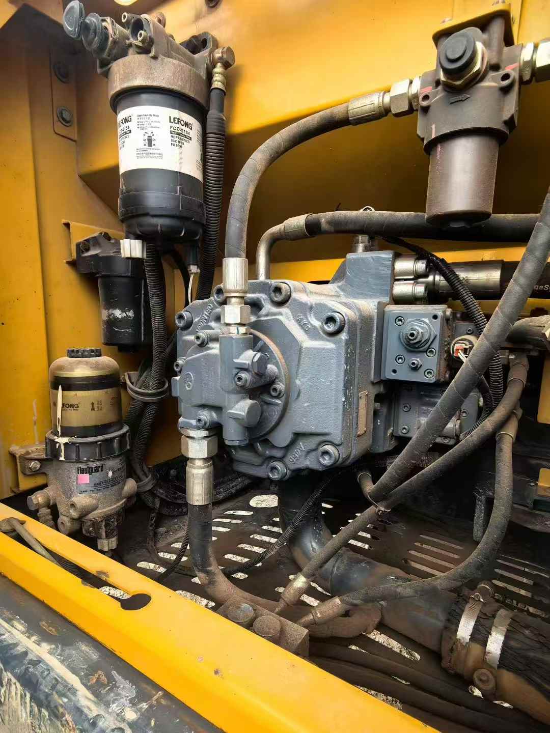 Buy XCMG XE205GH Used Excavator / 4 Used XCMG XE205GH Excavator 2021 Model / 4