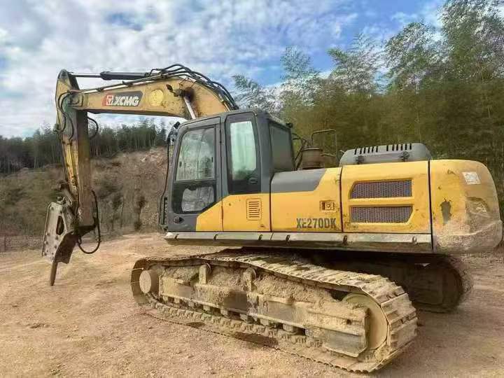 Buy XCMG XE270GK Used Excavator / 1
