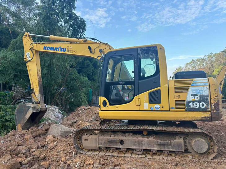 Buy Komatsu PC120-8 Used Excavator / 1