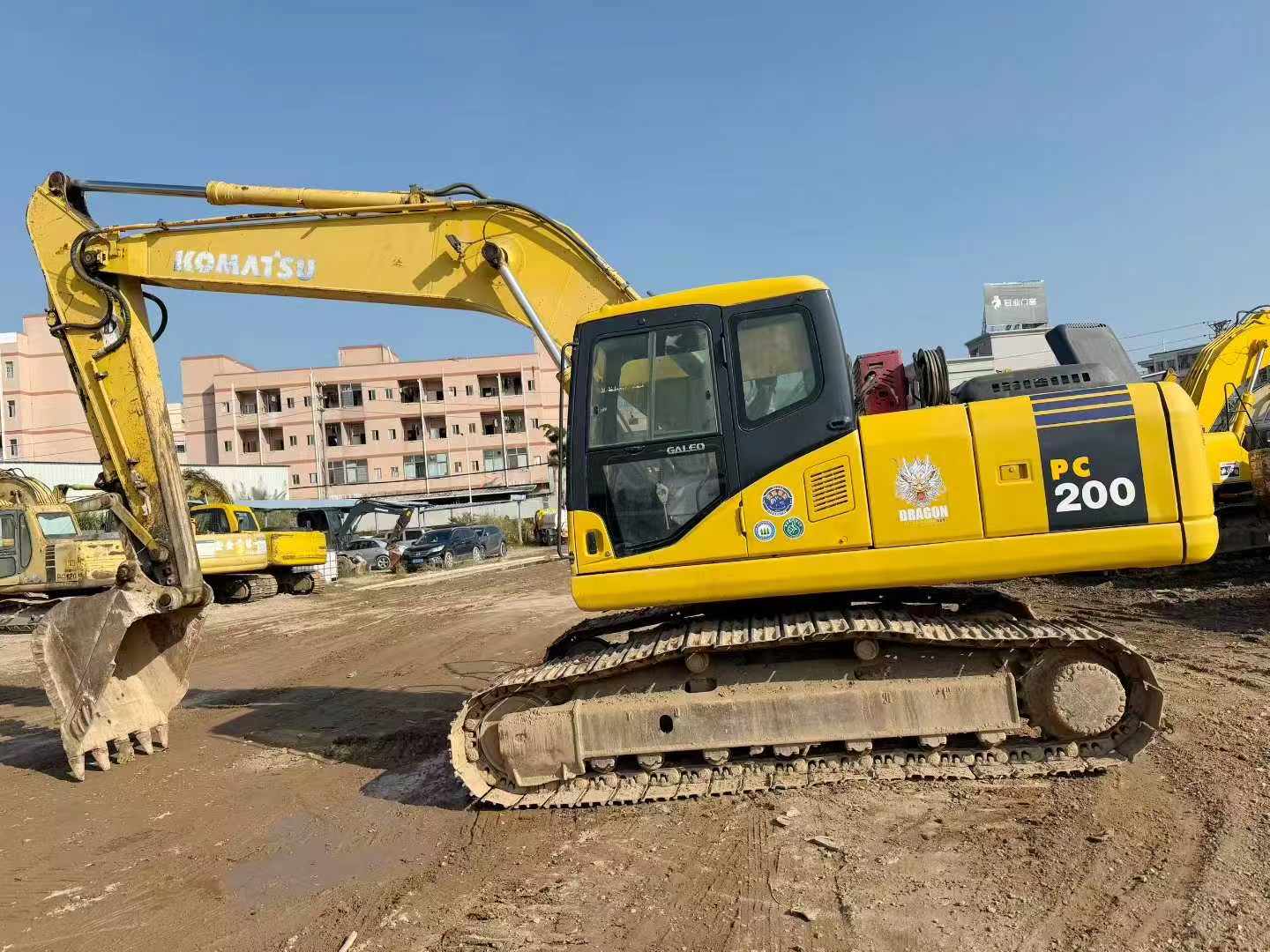 Buy Komatsu PW200-7 Used Excavator / 1