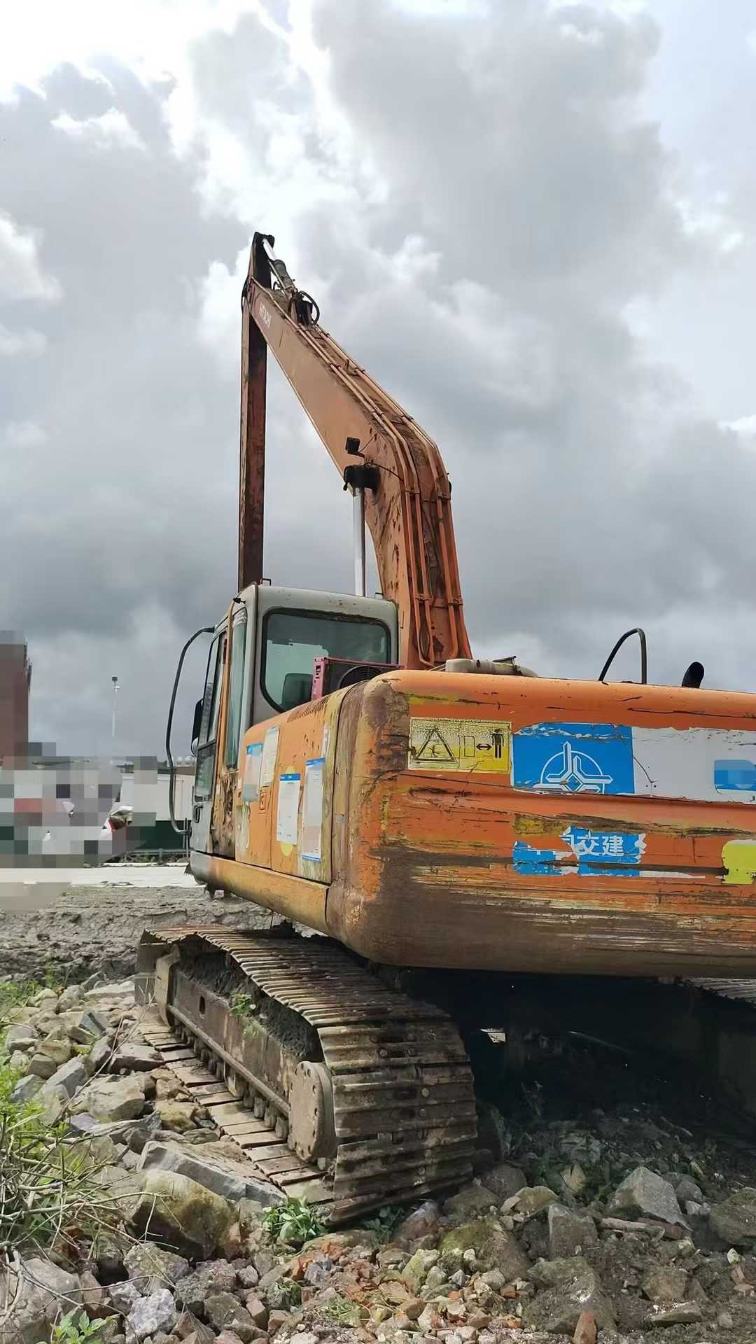 Buy Hitachi ZX230 Used Excavator / 1