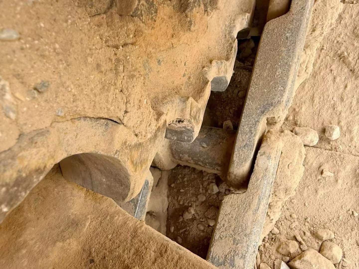 Buy Sumitomo SH200A5 Used Excavator / 9 Used Sumitomo SH200A5 Excavator 2016 Model / 9