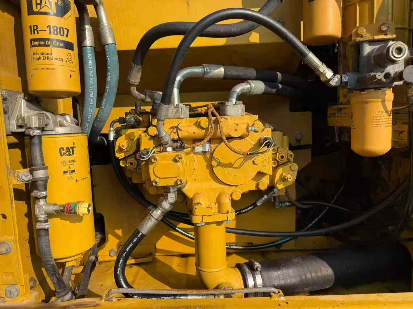 Buy Caterpillar 323DL Used Excavator / 7 Used Caterpillar 323DL Excavator 2012 Model / 7