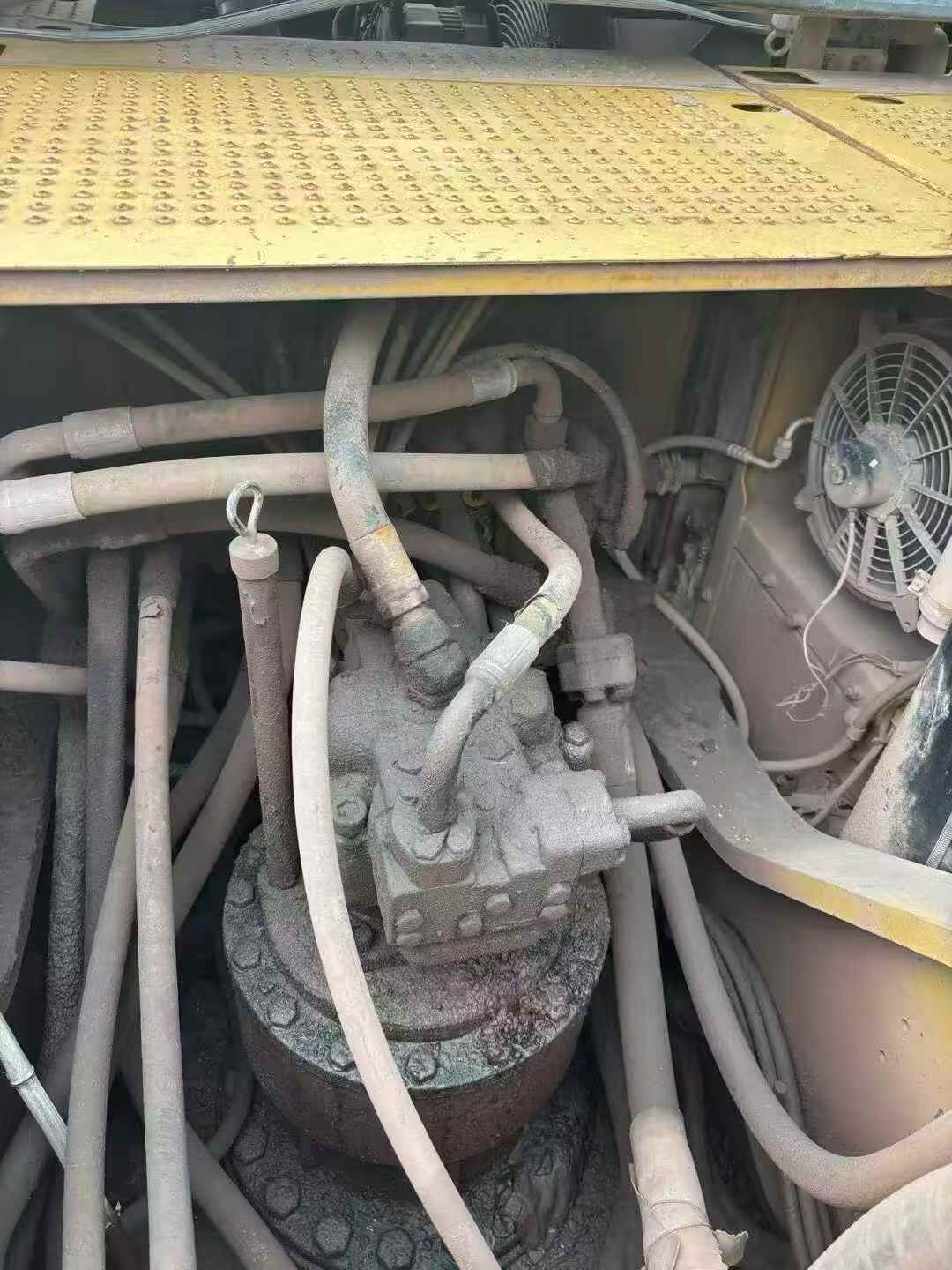 Buy Caterpillar 329D Used Excavator / 5 Used Caterpillar 329D Excavator 2016 Model / 5