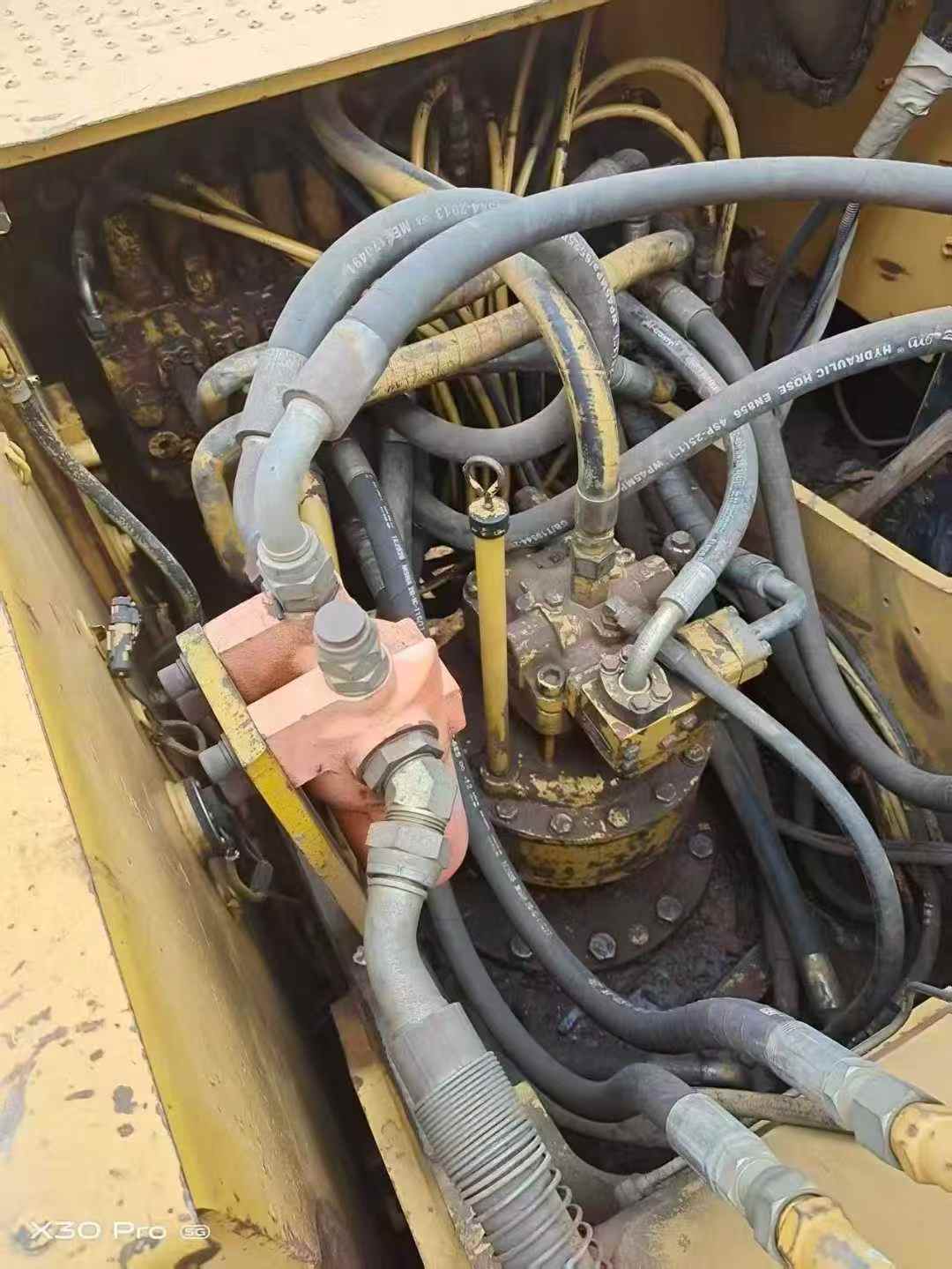 Buy Caterpillar 323 Used Excavator / 5 Used Caterpillar 323 Excavator 2016 Model / 5