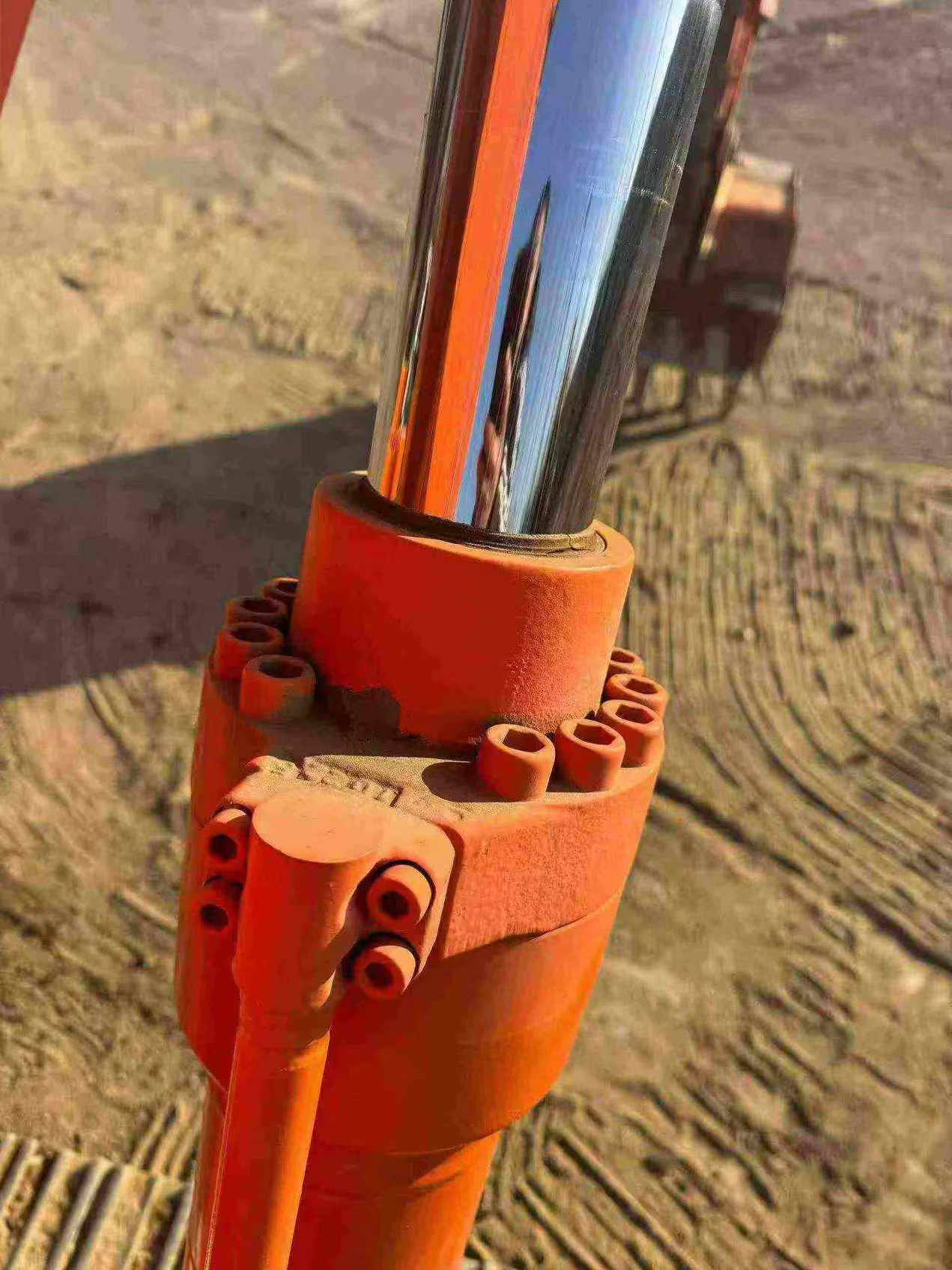 Buy Hitachi ZAXIS200 Used Excavator / 2 Used Hitachi ZAXIS200 Excavator 2012 Model / 2