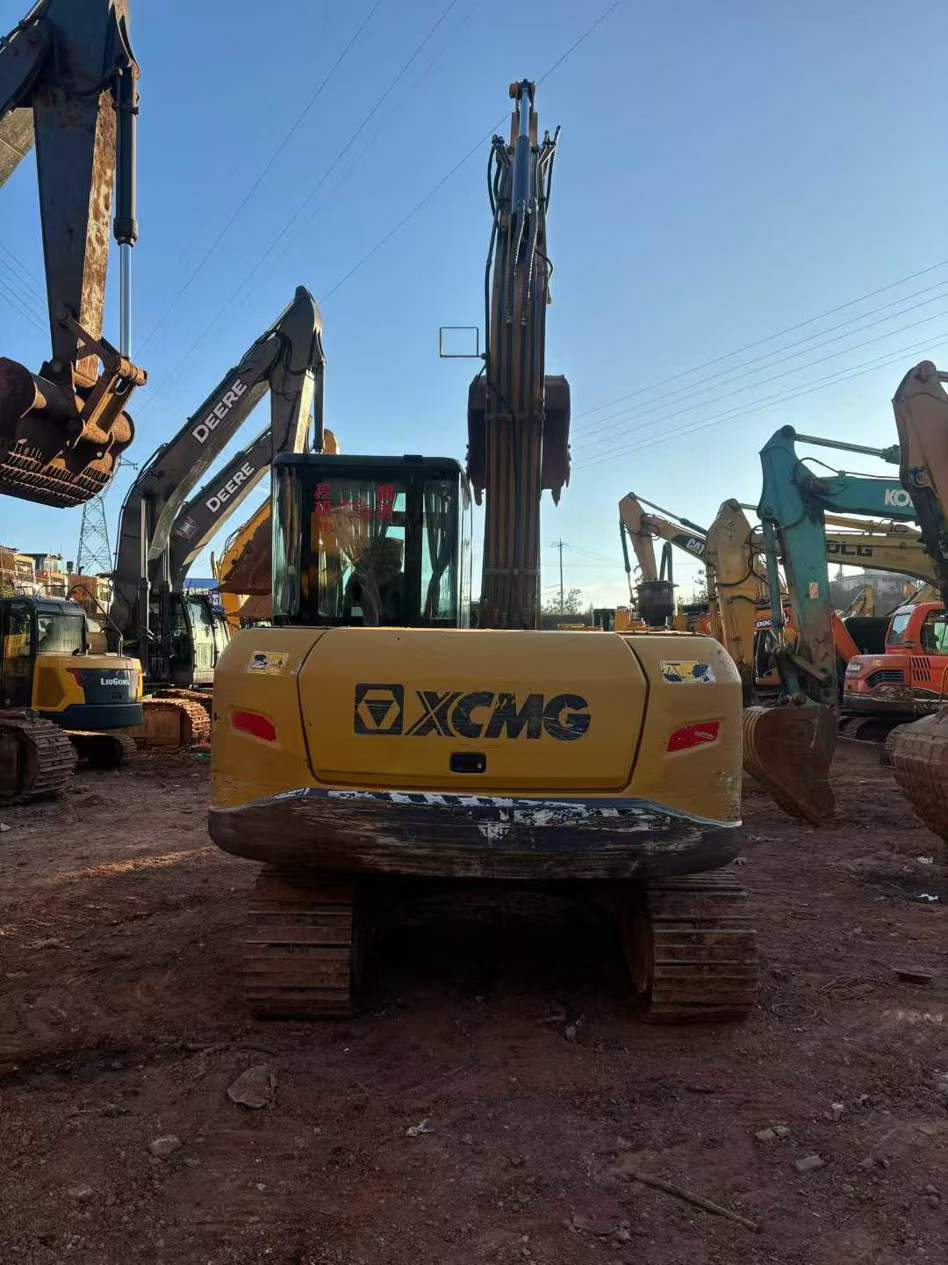 Buy XCMG XE80 Used Excavator / 1