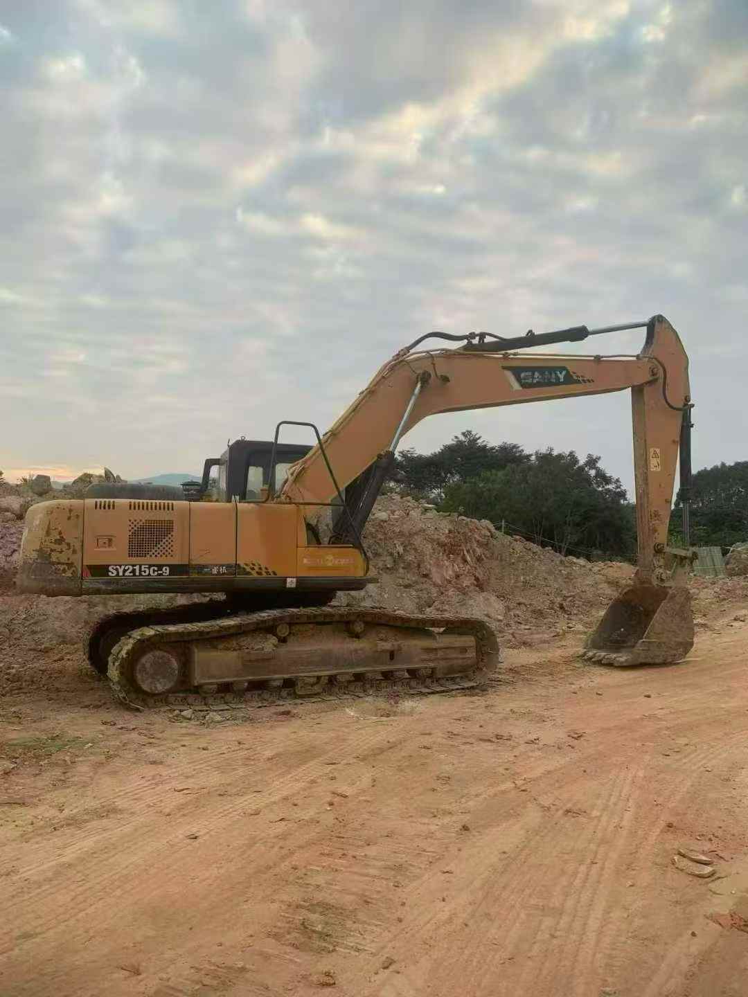 Buy Sany SY215C-9 Used Excavator / 2 Used Sany SY215C-9 Excavator 2013 Model / 2