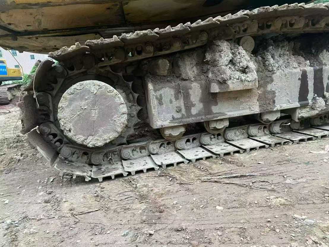 Buy Komatsu PC200-8N1 Used Excavator / 5 Used Komatsu PC200-8N1 Excavator 2016 Model / 5