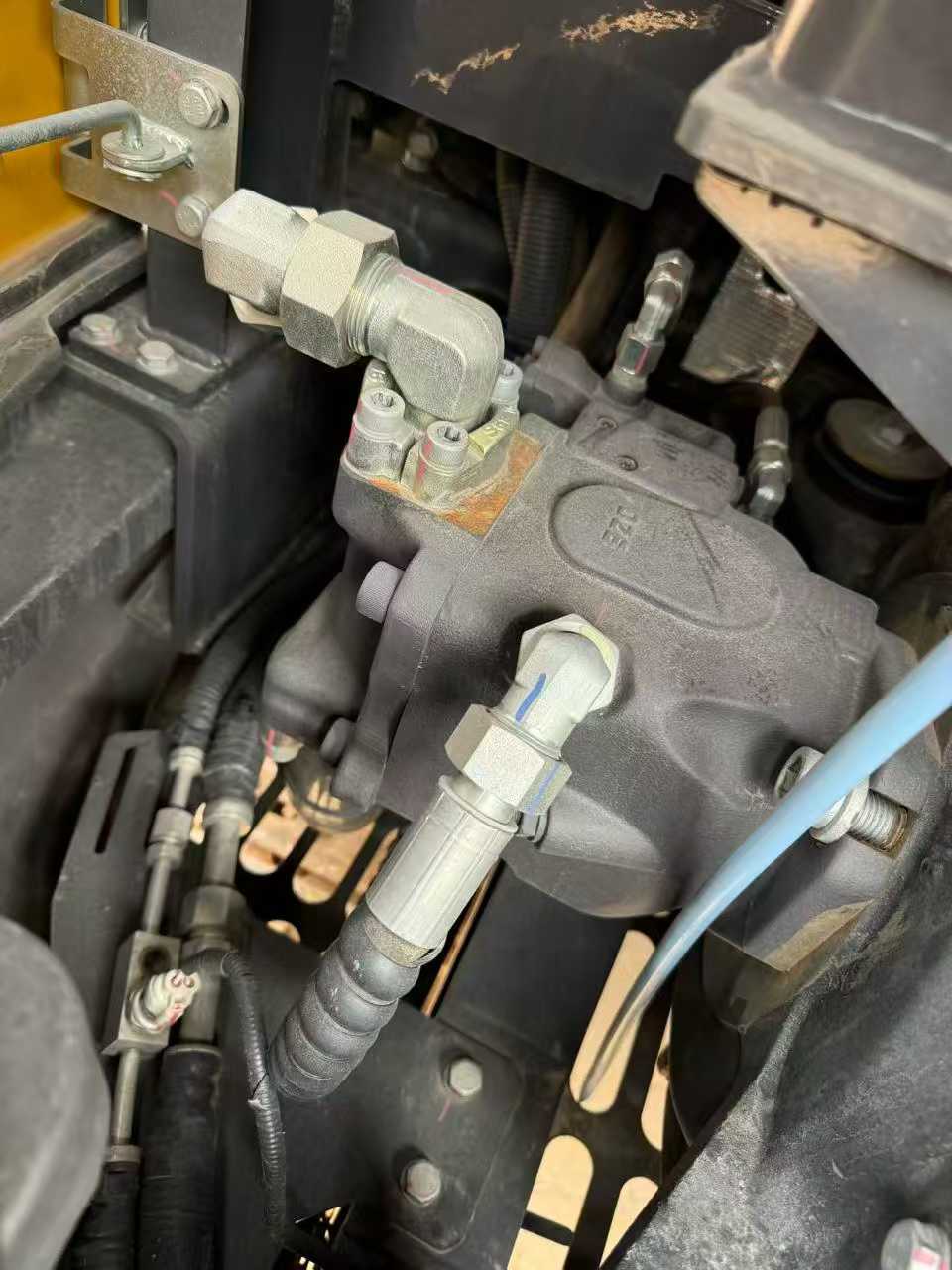 Buy XCMG ZL60G Used Excavator / 7 Used XCMG ZL60G Excavator 2024 Model / 7