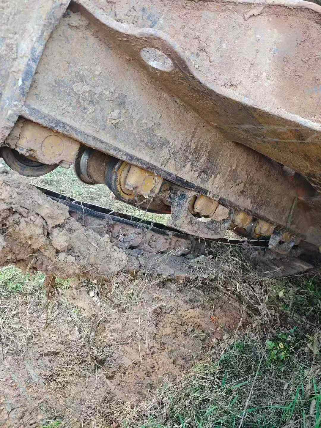 Buy Volvo EW210C Used Excavator / 4 Used Volvo EW210C Excavator 2011 Model / 4