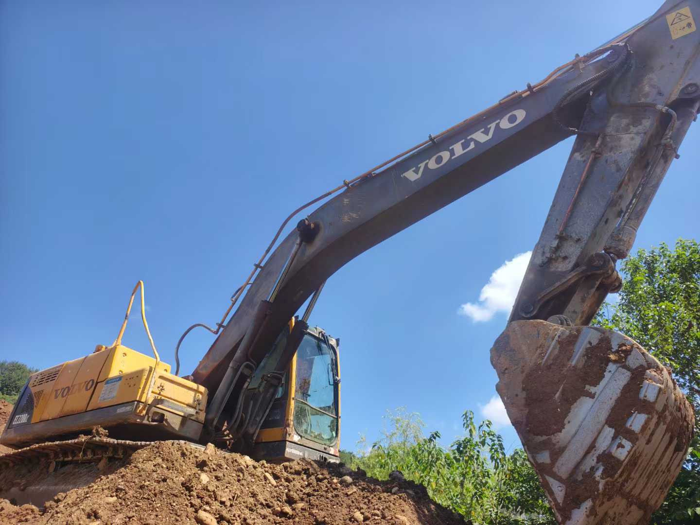 Buy Volvo EC20 Used Excavator / 4 Used Volvo EC20 Excavator 2016 Model / 4
