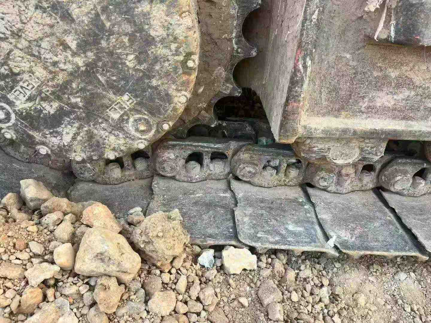 Buy Hyundai R215-7C Used Excavator / 5 Used Hyundai R215-7C Excavator 2016 Model / 5