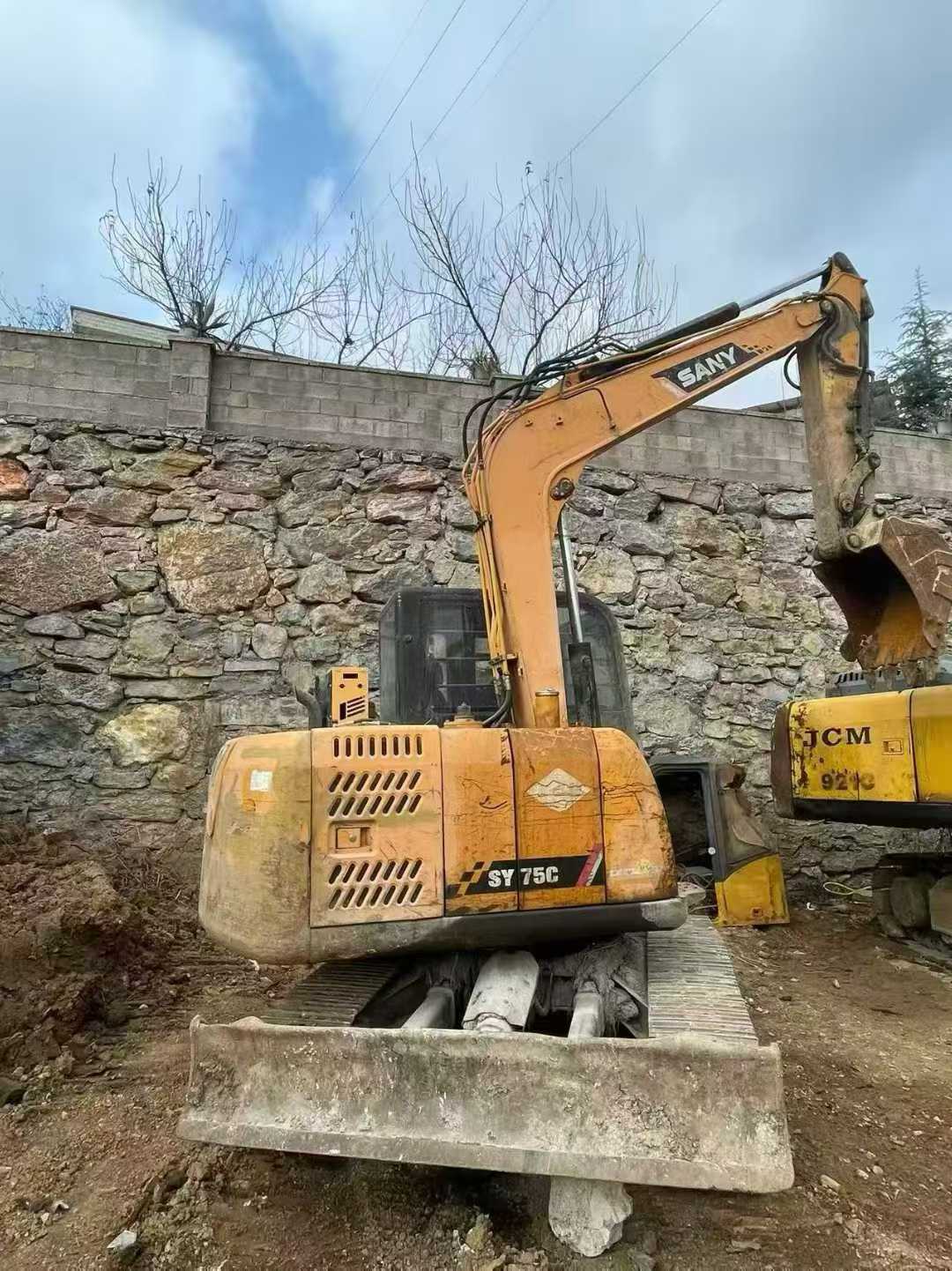 Buy Sany SY65W Used Excavator / 3 Used Sany SY65W Excavator 2014 Model / 3