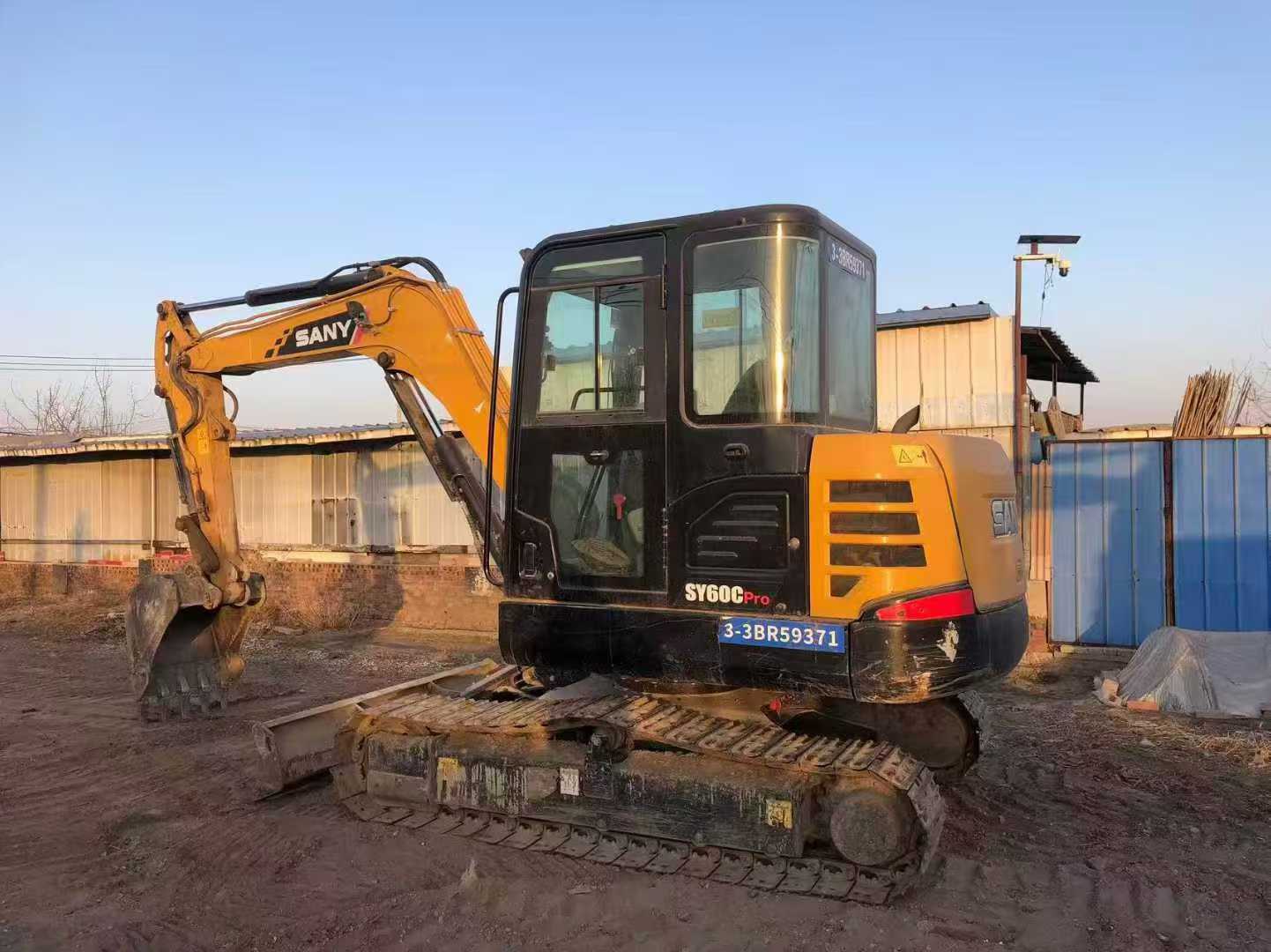 Buy Sany SY60 Used Excavator / 1