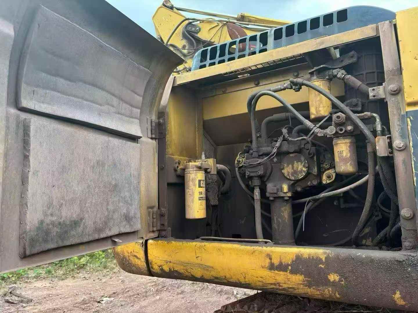 Buy Caterpillar 329D Used Excavator / 4 Used Caterpillar 329D Excavator 2016 Model / 4