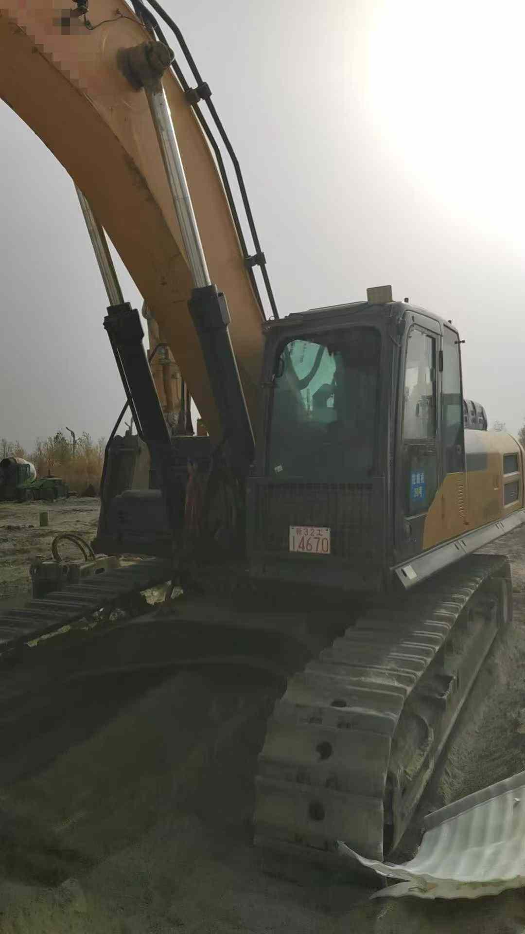 Buy XCMG XE400DK Used Excavator / 3 Used XCMG XE400DK Excavator 2020 Model / 3