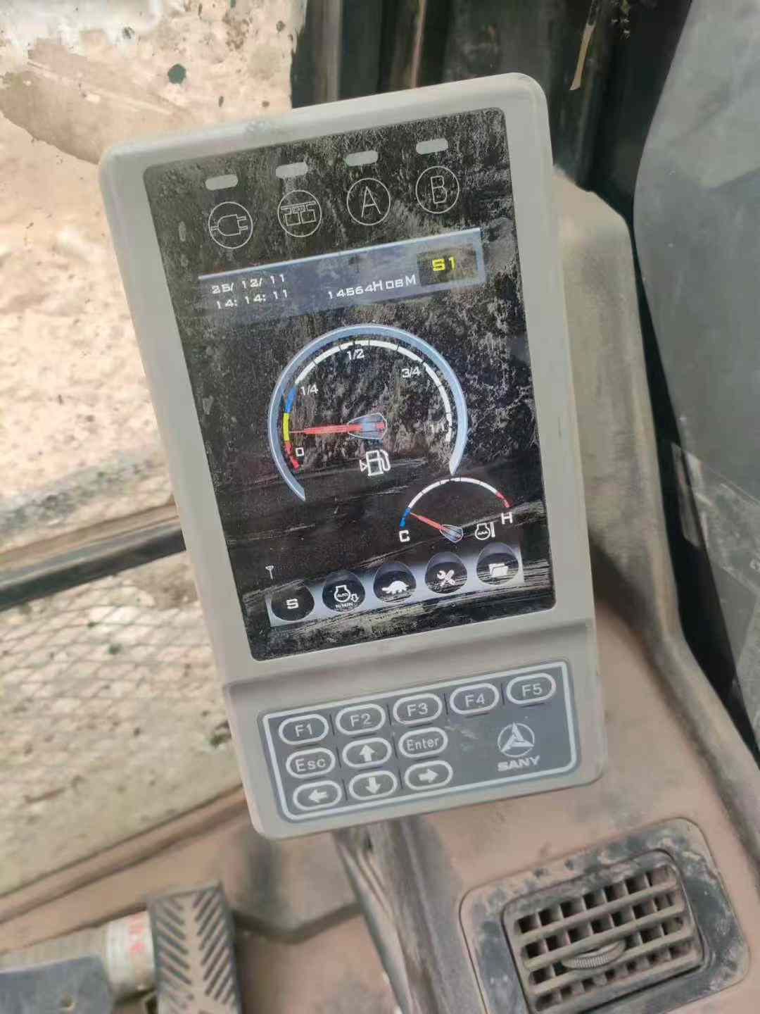 Buy Sany SY245H Used Excavator / 9 Used Sany SY245H Excavator 2018 Model / 9
