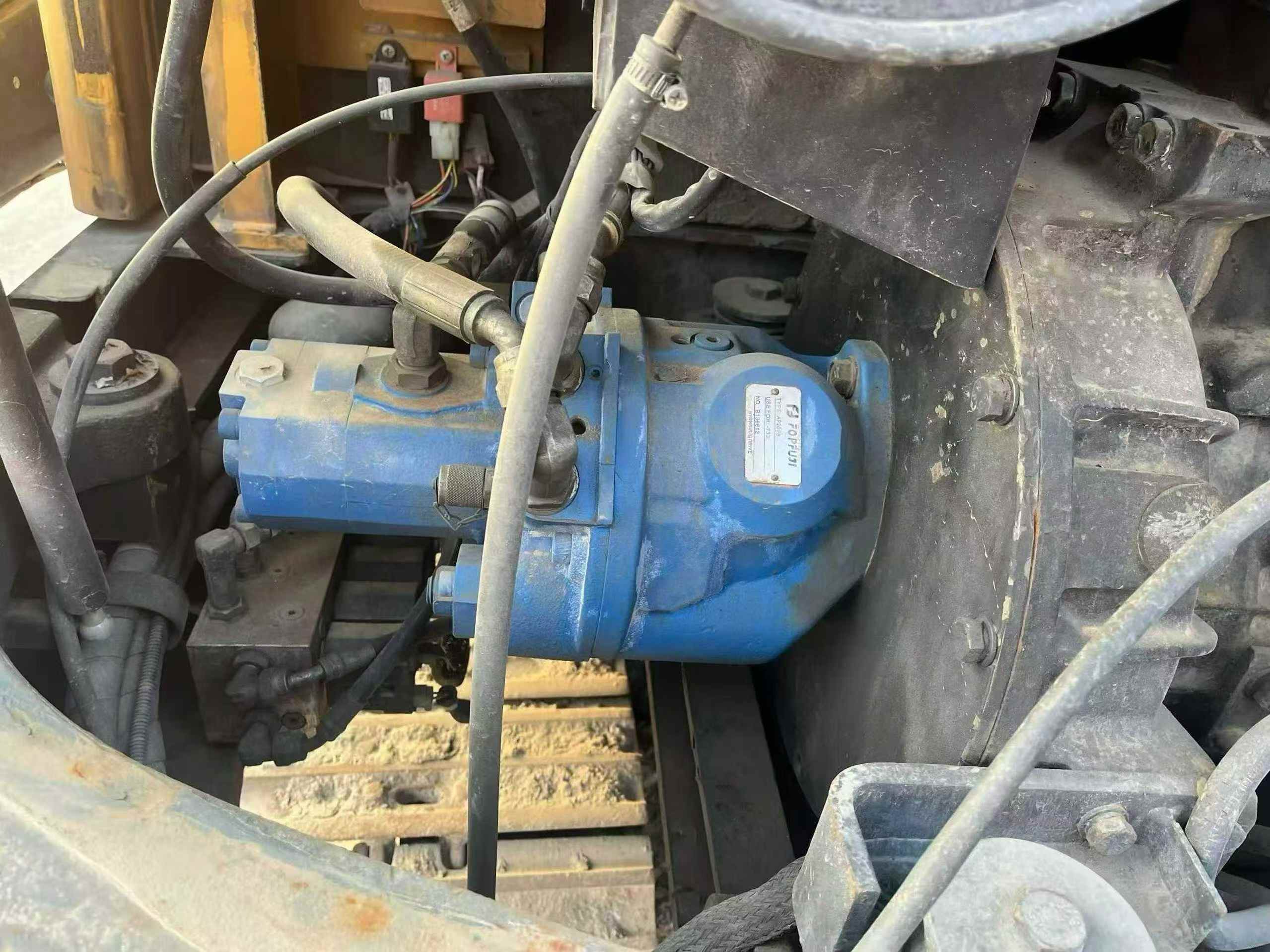 Buy Hyundai R 60VS Used Excavator / 4 Used Hyundai R 60VS Excavator 2018 Model / 4