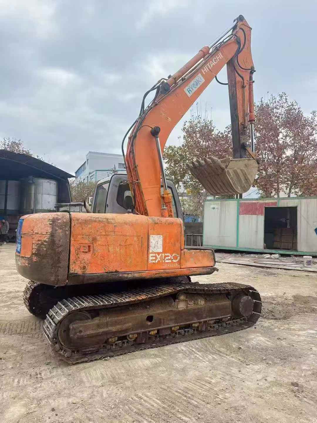 Buy Hitachi ZX120 Used Excavator / 1