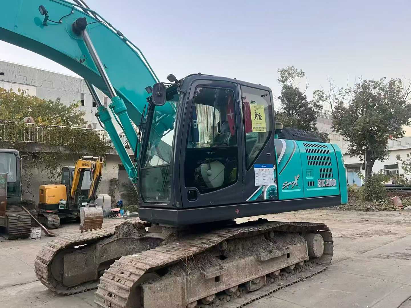 Buy Kobelco SK200 Used Excavator / 9 Used Kobelco SK200 Excavator 2022 Model / 9