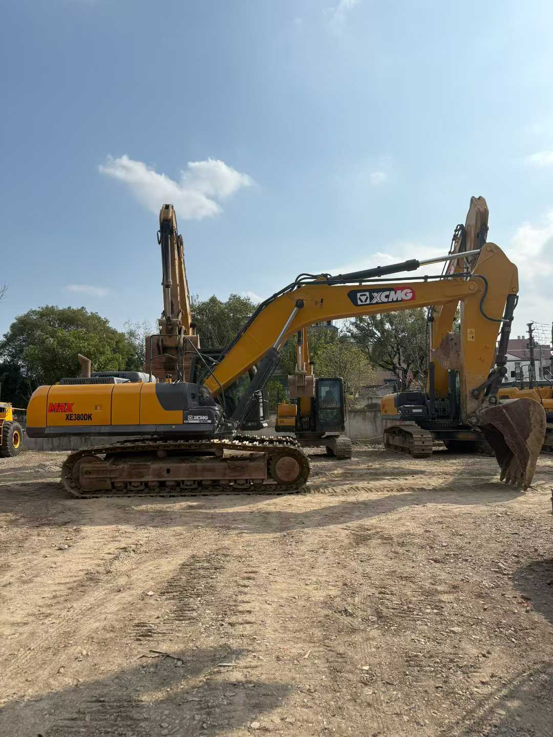 Buy XCMG XE80D Used Excavator / 1