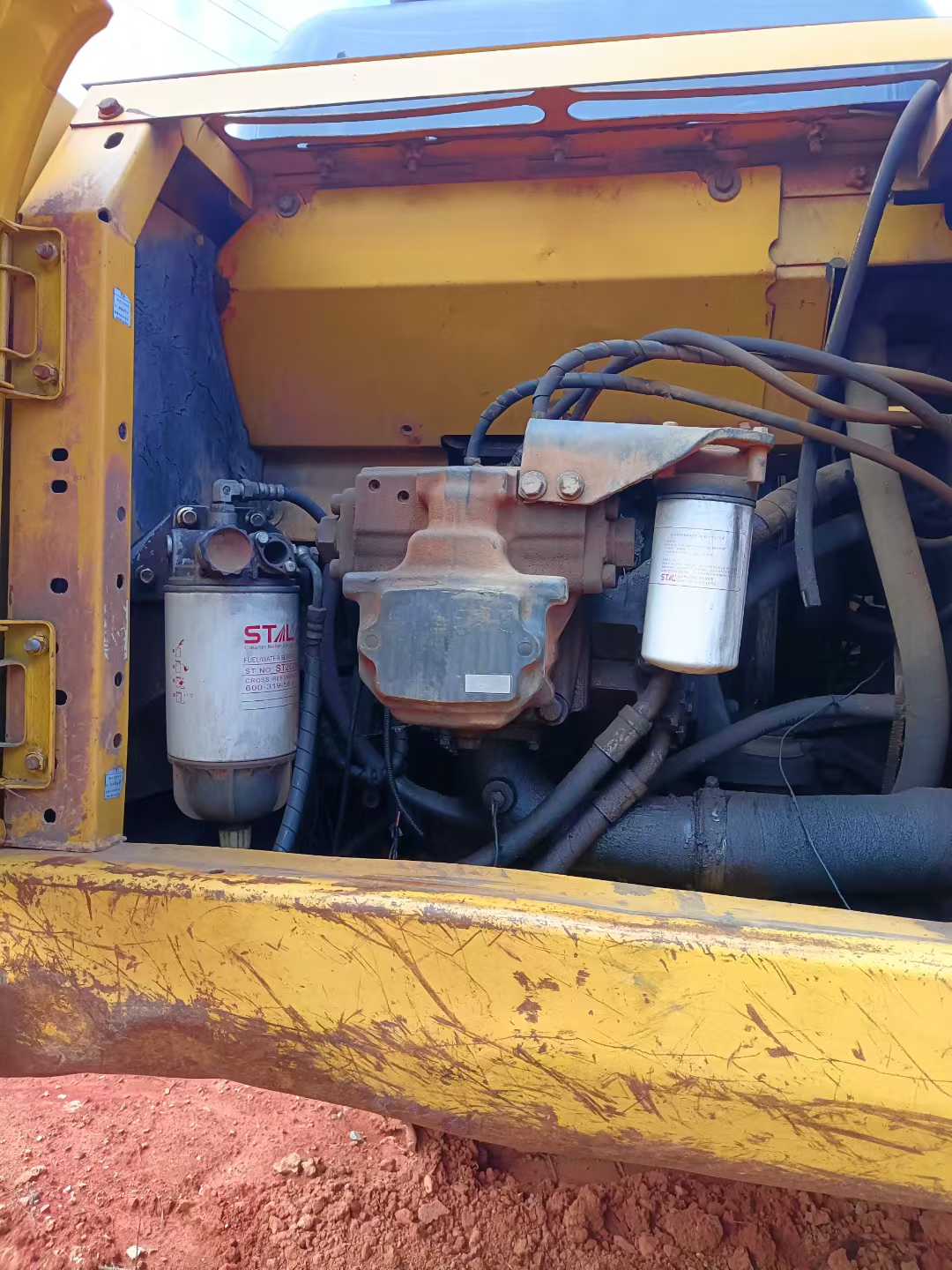 Buy Komatsu PC200-8M0 Used Excavator / 2 Used Komatsu PC200-8M0 Excavator 2016 Model / 2