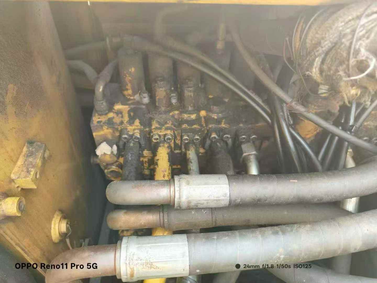 Buy Caterpillar 320D Used Excavator / 6 Used Caterpillar 320D Excavator 2016 Model / 6